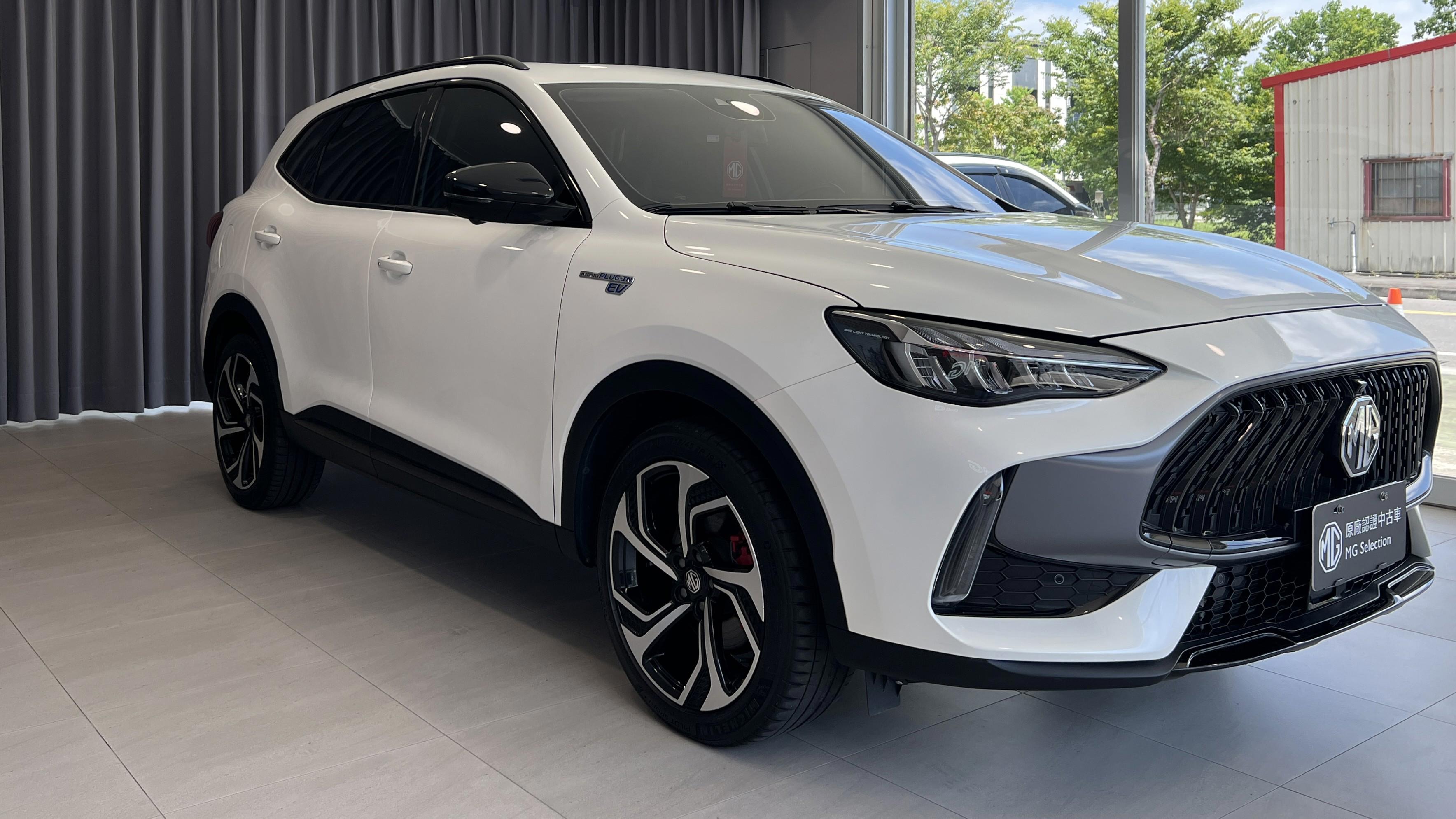 HS PHEV - 6