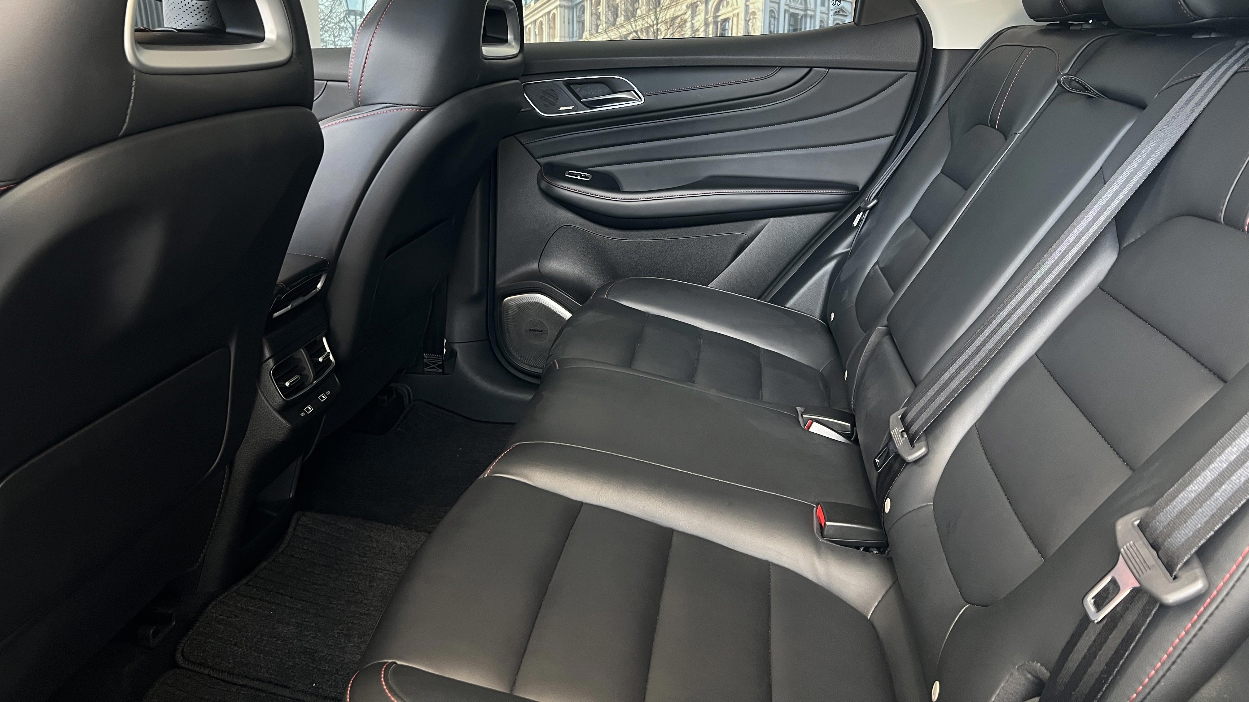 HS PHEV - 9